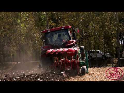 CASE IH puma 210 tractor and Kverneland Lo-100 plough in China凯斯210配格兰五铧犁